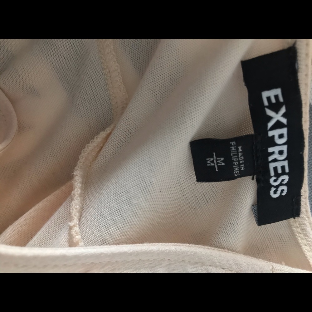 Express Zipper Tank - Picture 2 of 5